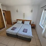 Casa Delbon בית הארחה 3*